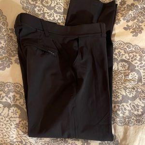 HYLETE Men's 34x32 Black Modus Chino Pants